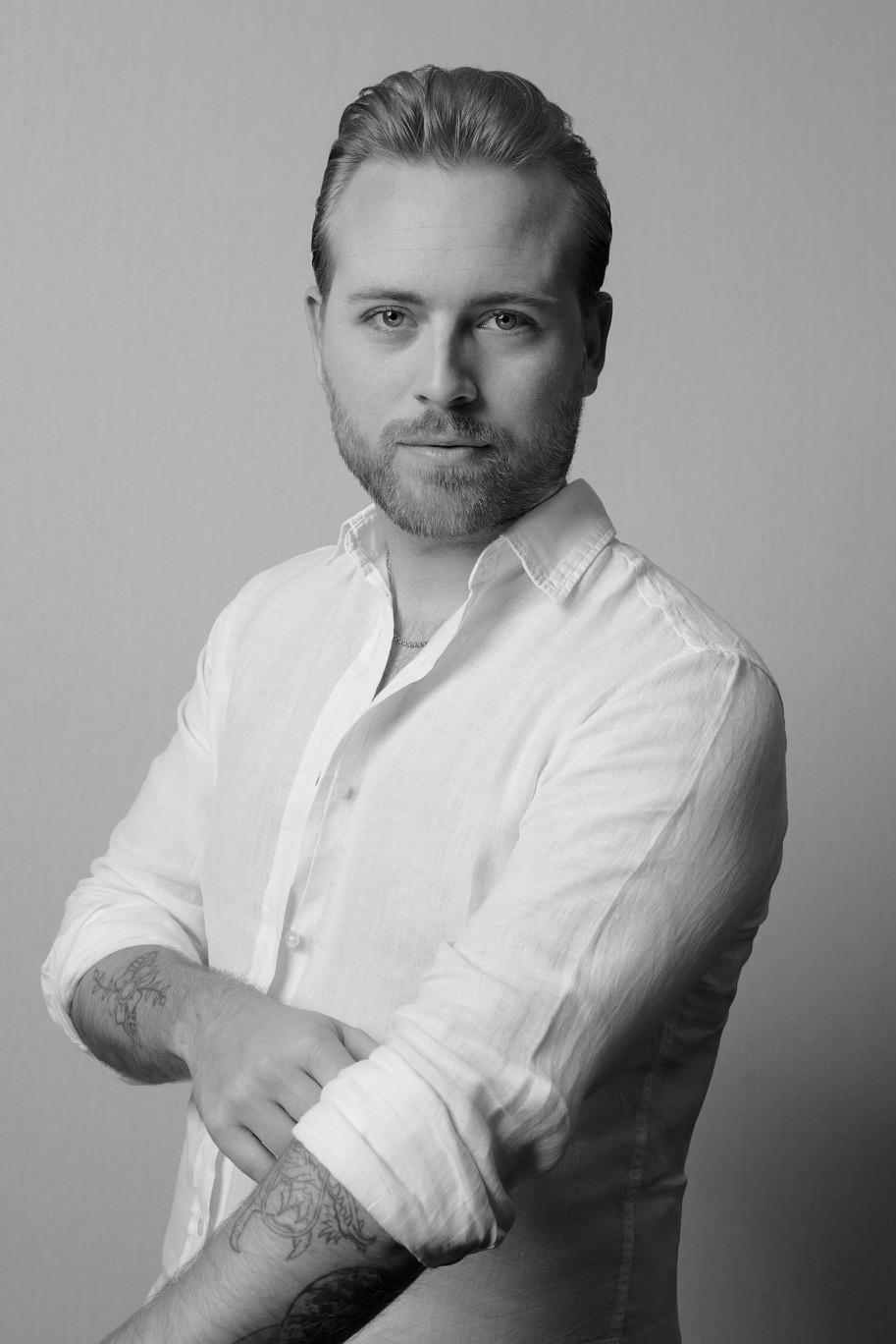 Maximilian Wachmann, Versicherungsagent